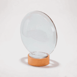Trofeo Neve de cristal circular con base de madera
